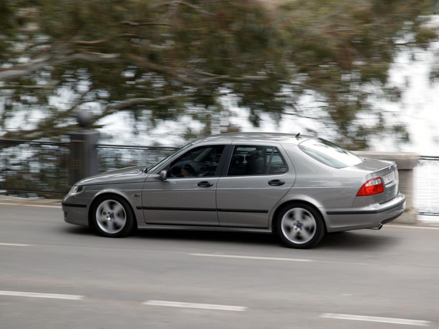  Saab 9-5 Aero Sedan 2002 года  (фото 4 из 16)